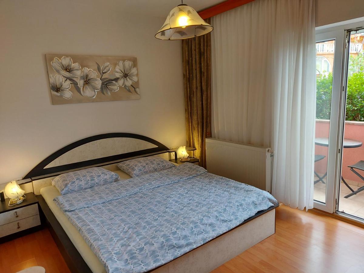 Apartments & Rooms Nensi Baska  Bagian luar foto