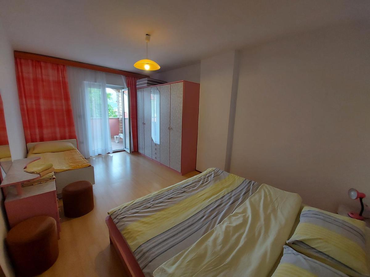 Apartments & Rooms Nensi Baska  Bagian luar foto
