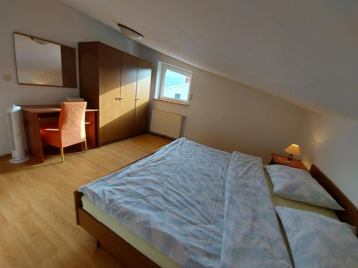 Apartments & Rooms Nensi Baska  Bagian luar foto