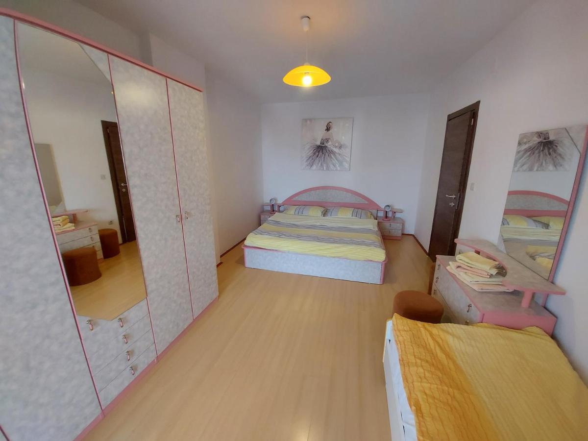 Apartments & Rooms Nensi Baska  Bagian luar foto