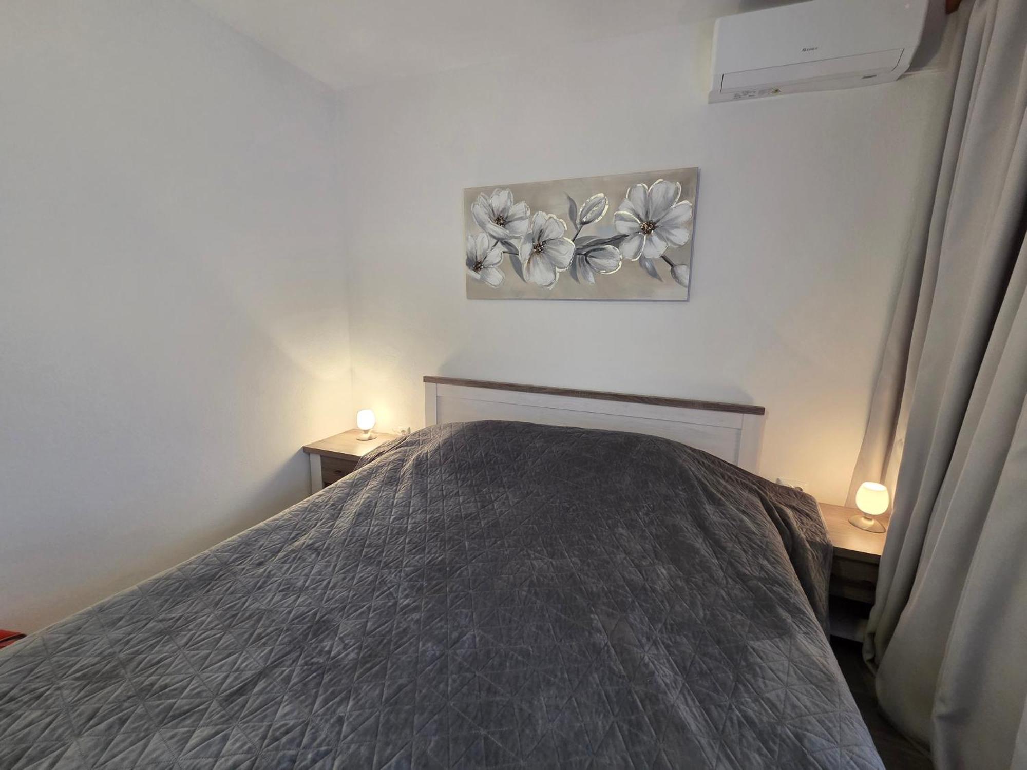 Apartments & Rooms Nensi Baska  Bagian luar foto
