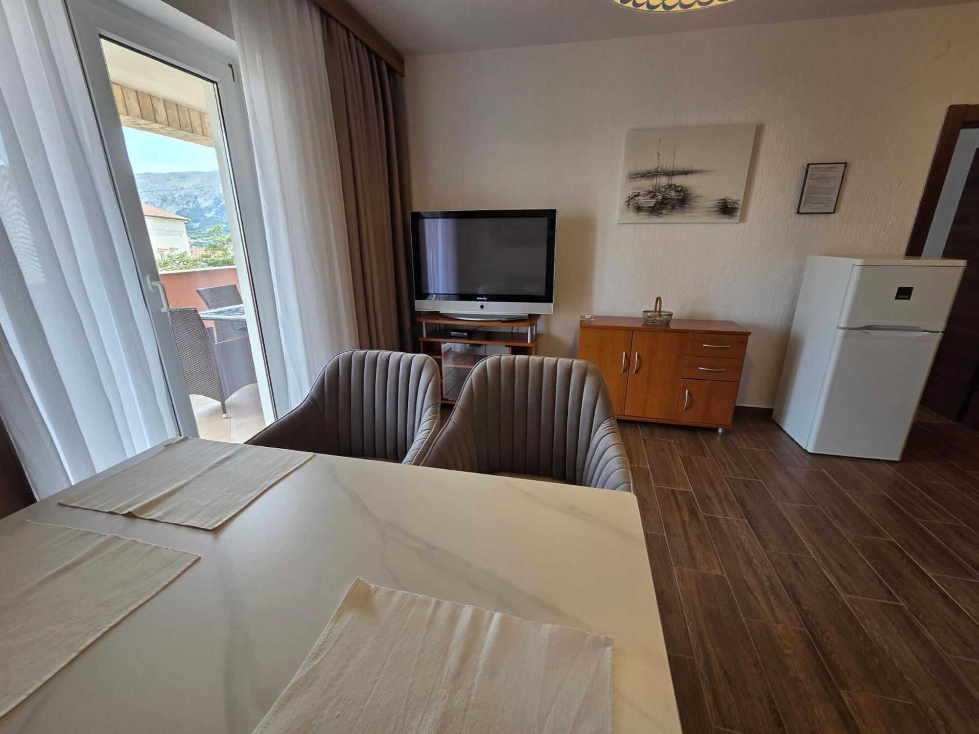 Apartments & Rooms Nensi Baska  Bagian luar foto